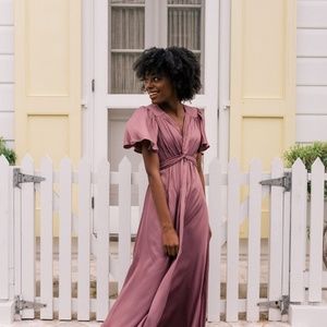 Gal Meets Glam Genevieve Pleated Maxi Dress